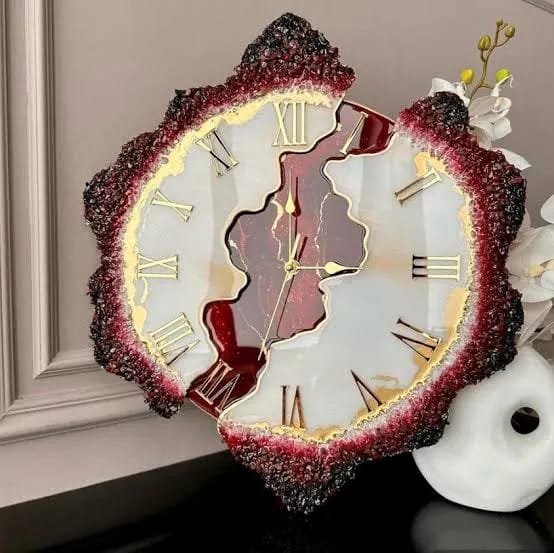Broken Art Resin Clock