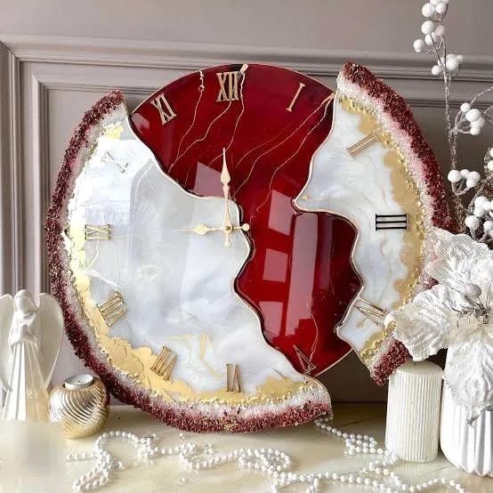 Broken Art Resin Clock